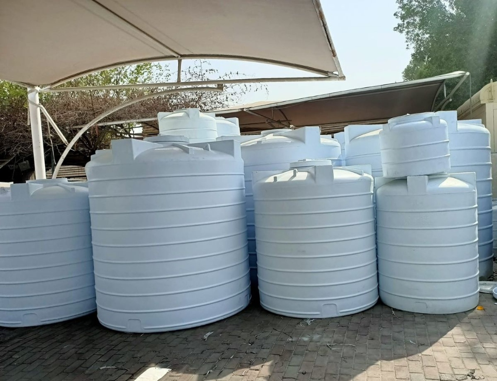 Overhead Multi-Layer Polymer Water Storage Tanks